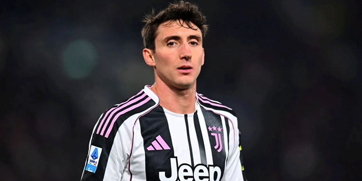 Juventus tertinggal 2-5 dari Galatasaray, sementara Atalanta kalah 0-2 sebelum menghadapi Borussia Dortmund. Situasi ini menimbulkan kekhawatiran besar di kalangan pengamat dan penggemar Italia. Sejarah panjang Serie A selalu menghadirkan wakil yang kompetitif di Eropa, sehingga hasil ini dianggap mengejutkan.